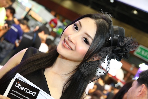 Thailand Mobile Expo Showcase 2011 - Pretty1 29