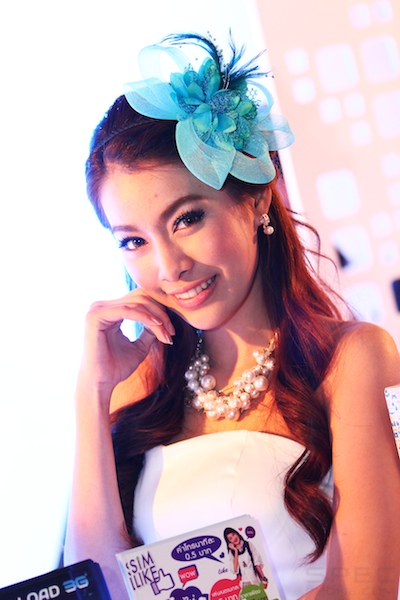 Thailand Mobile Expo Showcase 2011 - Pretty1 46