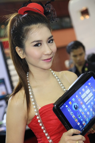 Thailand Mobile Expo Showcase 2011 - Pretty2 23