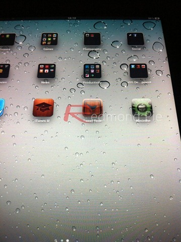 AbsintheiPad1